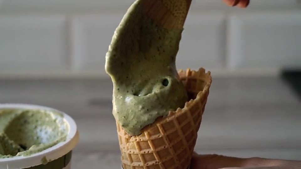 Gelato de pistache artesanal, da vagem à casquinha